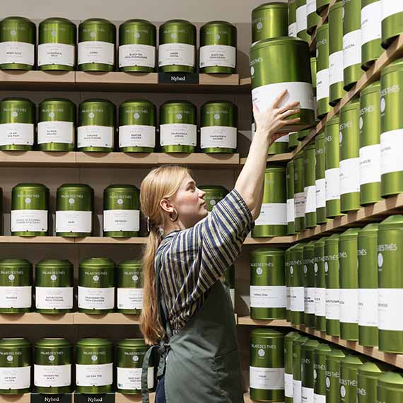 te-daaser i Palais des Thés butikken i Lyngby Storcenter